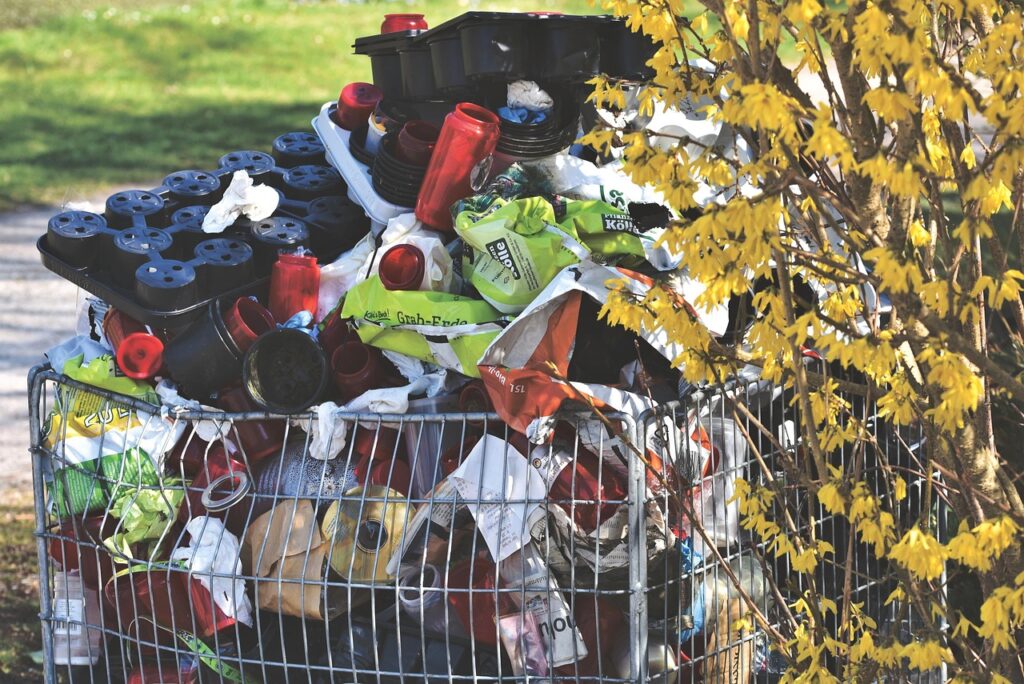 waste, garbage, waste container, disposal, recycling, garbage can, environmental protection, environment, waste disposal, environmental pollution, plastic waste, waste separation, recycle bin, plastic, waste bins, waste, plastic waste, plastic waste, plastic waste, plastic waste, plastic waste